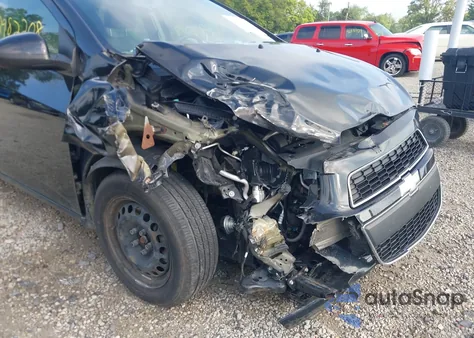 2016 Chevrolet Sonic Ls Auto z USA, uszkodzony, nr VIN 1G1JA6SH3G4142829